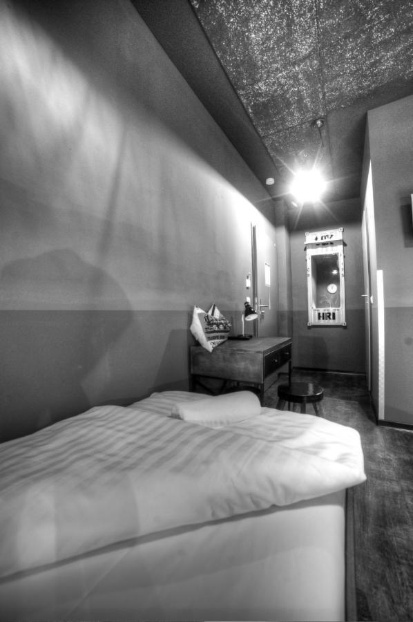 Hostel Am Bahnhof Suhl Eksteriør bilde