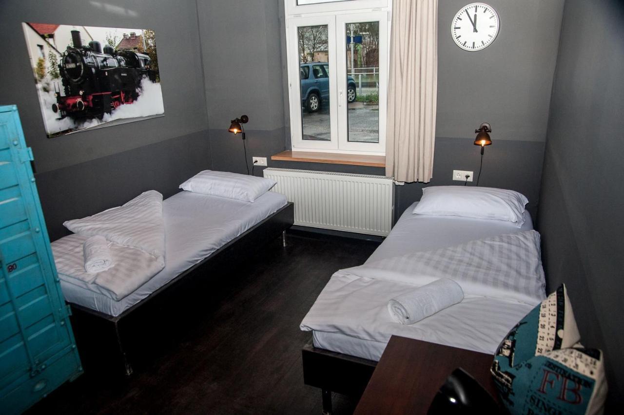 Hostel Am Bahnhof Suhl Eksteriør bilde